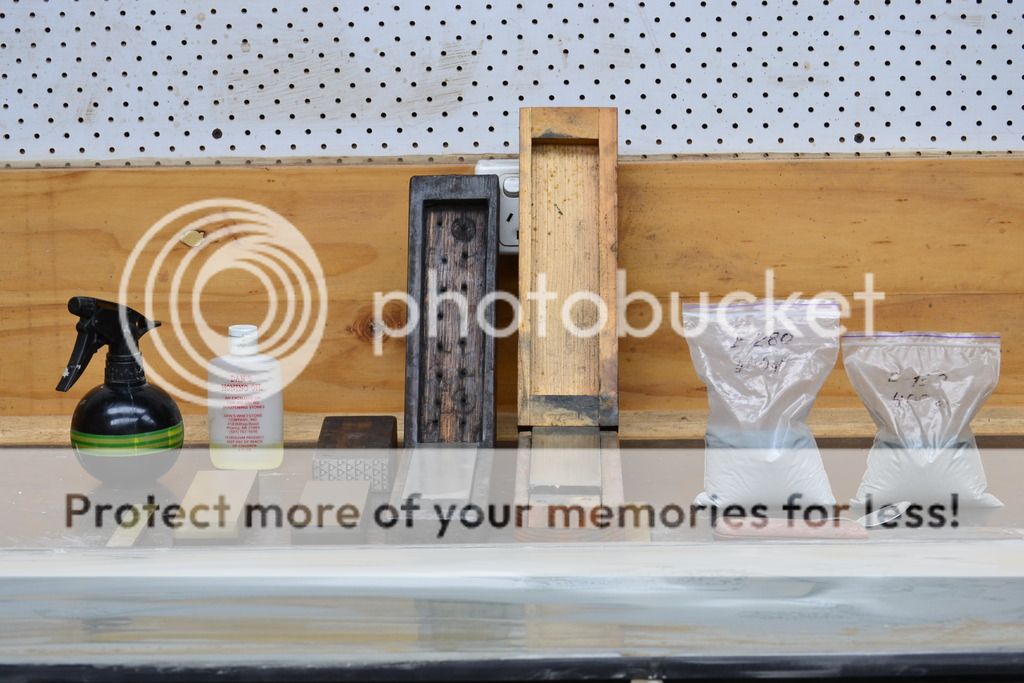 how to clean/refresh glazed oilstone